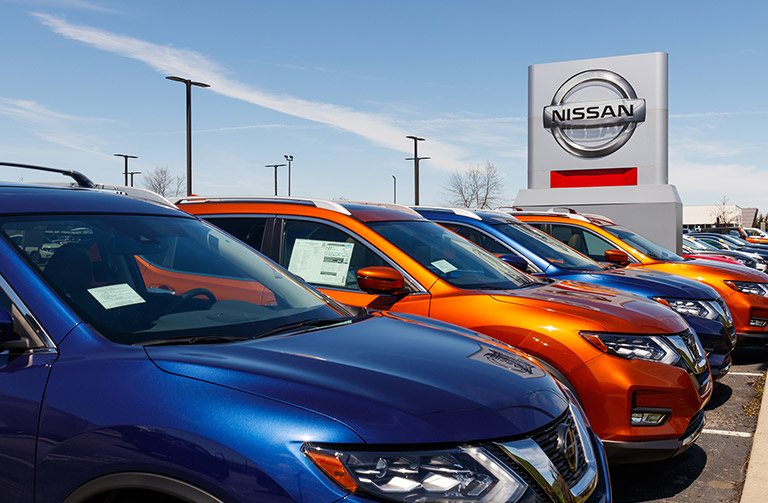 Nissan windshield replacement cost near met
