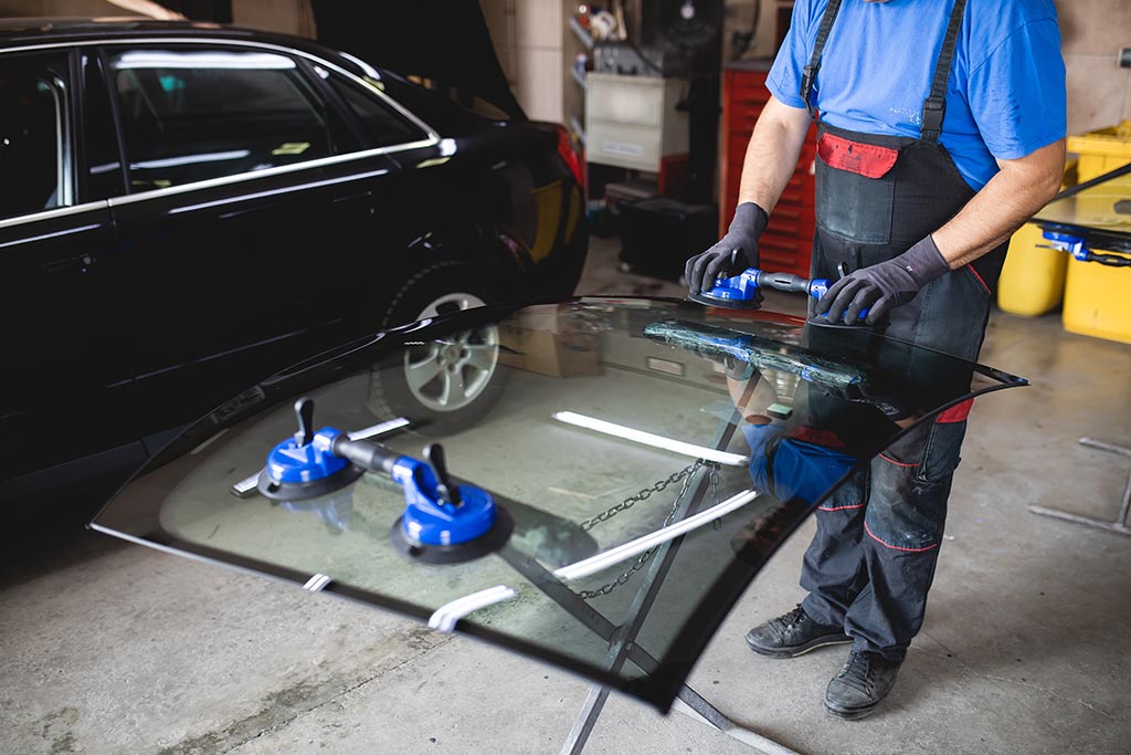 Renault Evoque Windshield Replacement